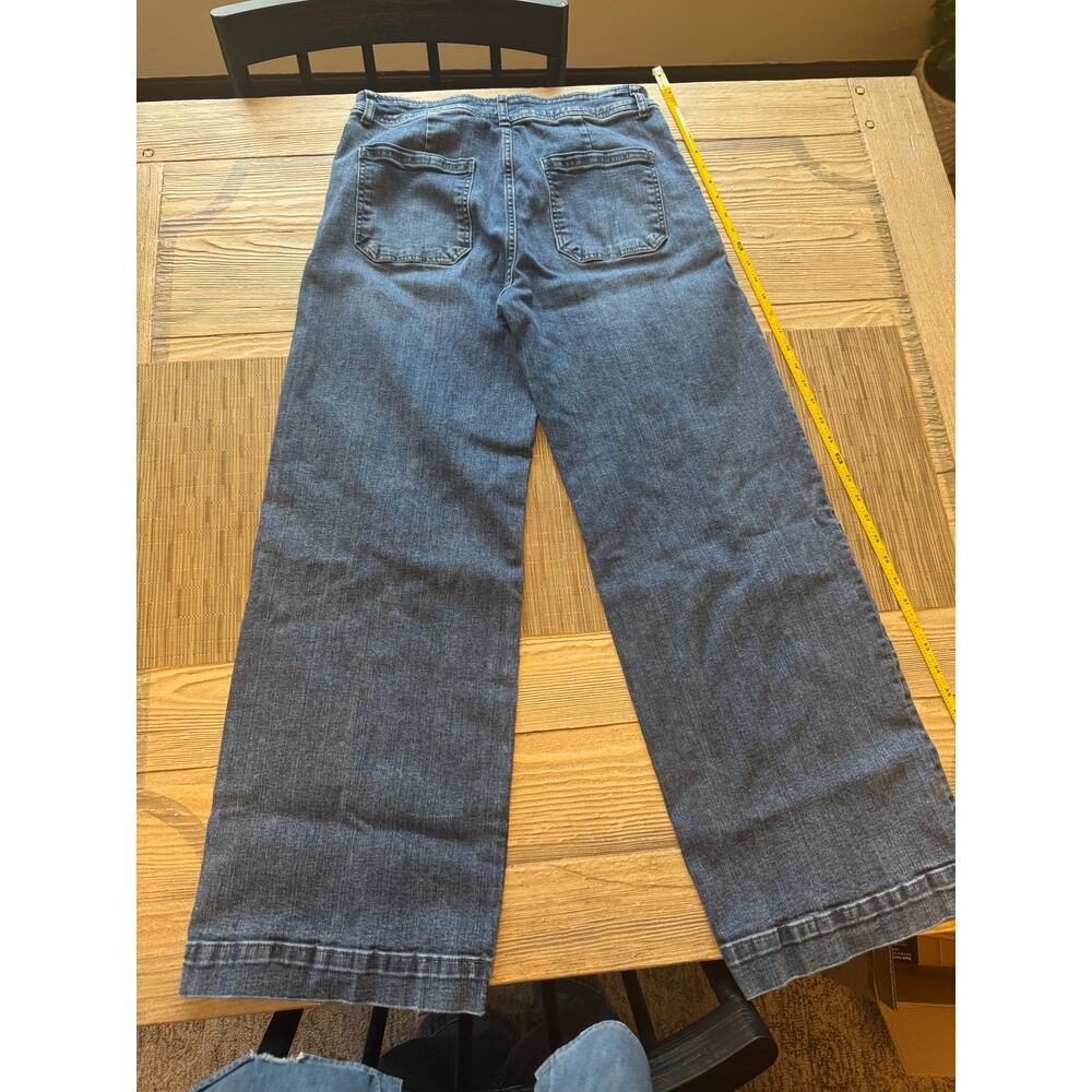 Kut from the Kloth wide leg high rise jean size 8 - Picture 4 of 6